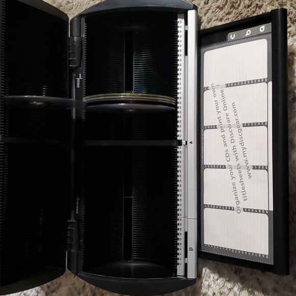 Discgear Selector 100 * CD DVD Games Organizer Storage Box - Picture 4 of 8